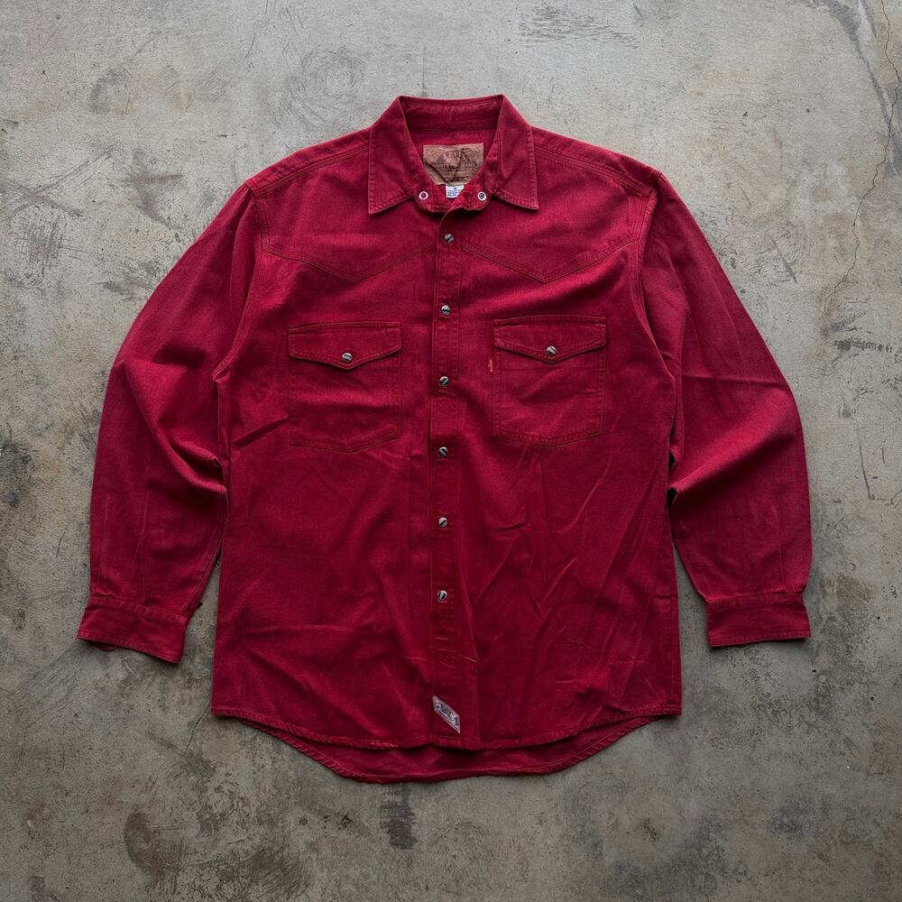 Vintage Levi’s 90s Red Denim Pearl Snap Western Shirt M